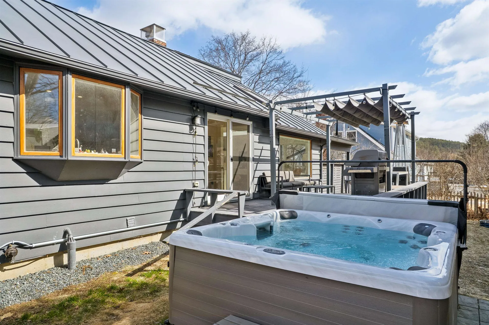 3 Woodmore Drive Hanover NH 03755