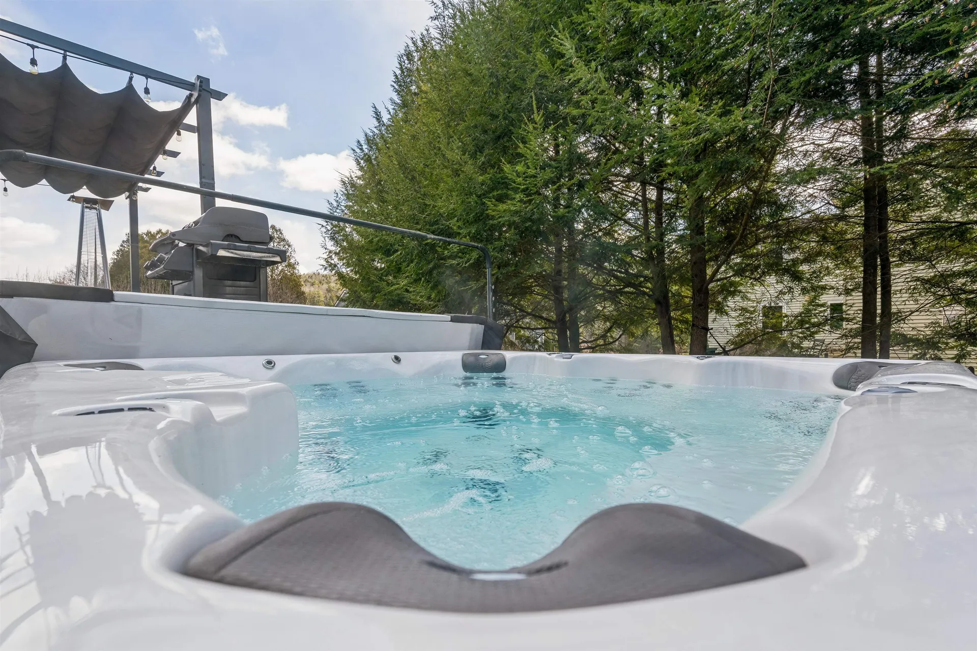 3 Woodmore Drive Hanover NH 03755