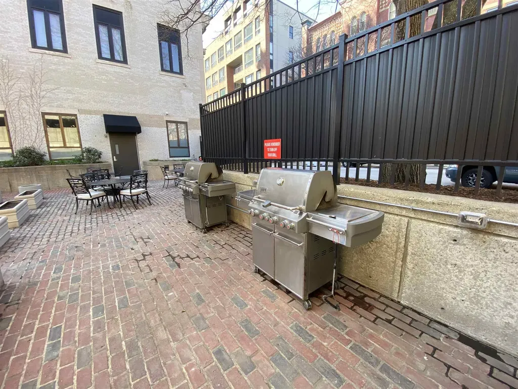 875 Elm Street Manchester NH 03101