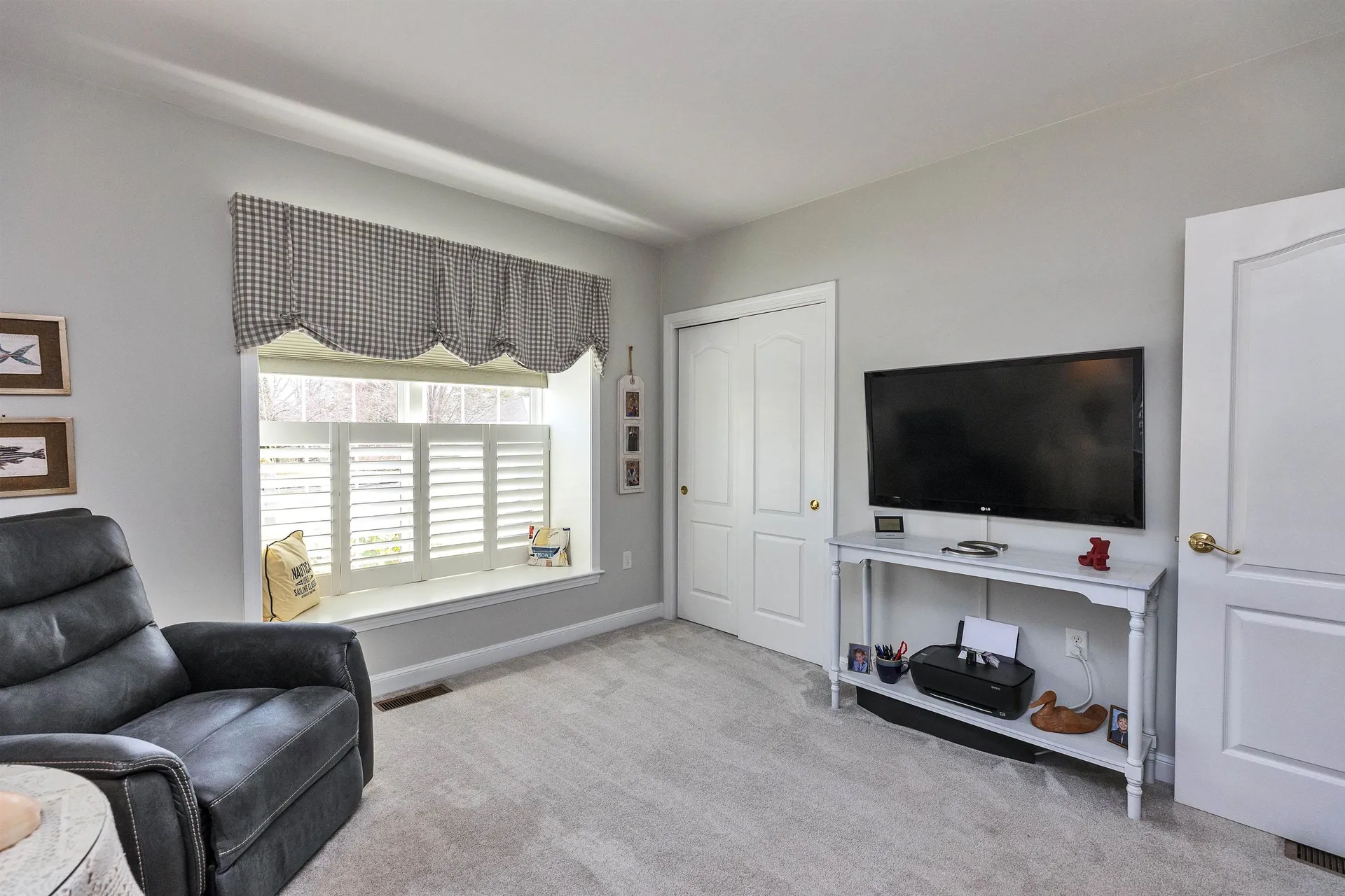 280 Sylvan Lane Manchester NH 03102