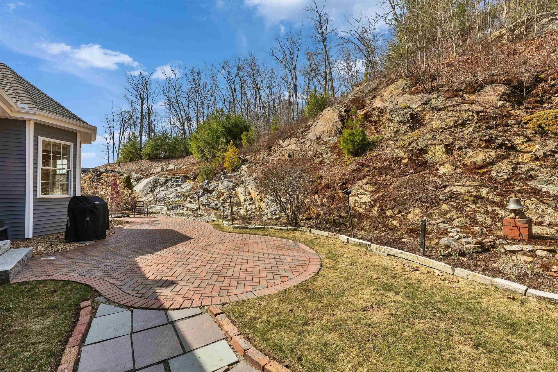 280 Sylvan Lane Manchester NH 03102