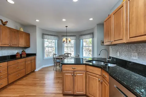 280 Sylvan Lane Manchester NH 03102
