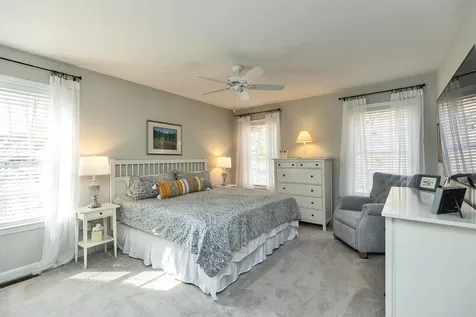 280 Sylvan Lane Manchester NH 03102