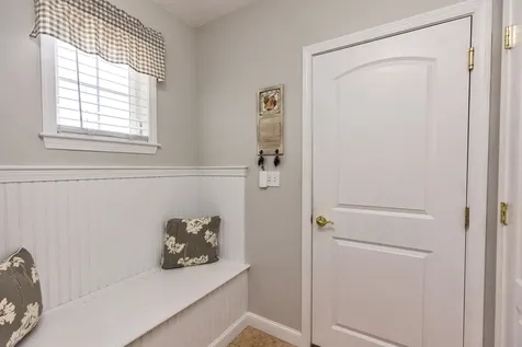 280 Sylvan Lane Manchester NH 03102