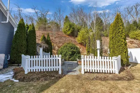 280 Sylvan Lane Manchester NH 03102