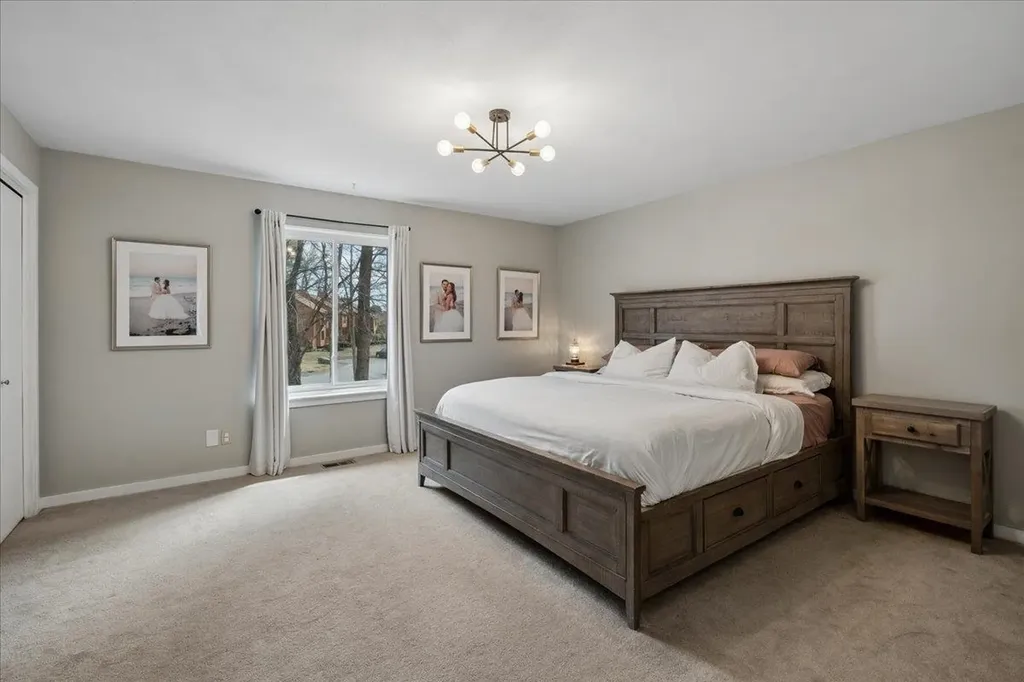 28 Dunvegan Woods Drive Hampton NH 03842