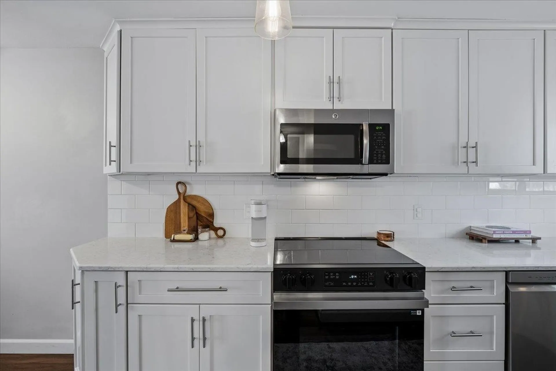 28 Dunvegan Woods Drive Hampton NH 03842