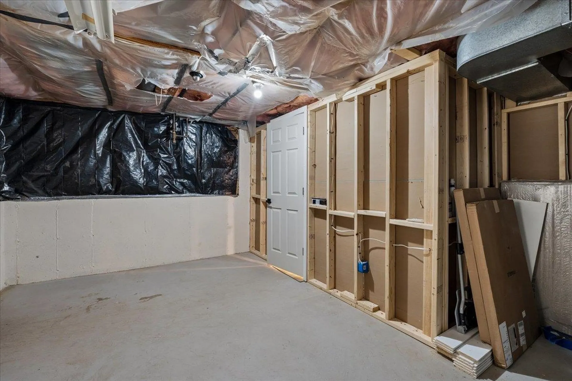 28 Dunvegan Woods Drive Hampton NH 03842