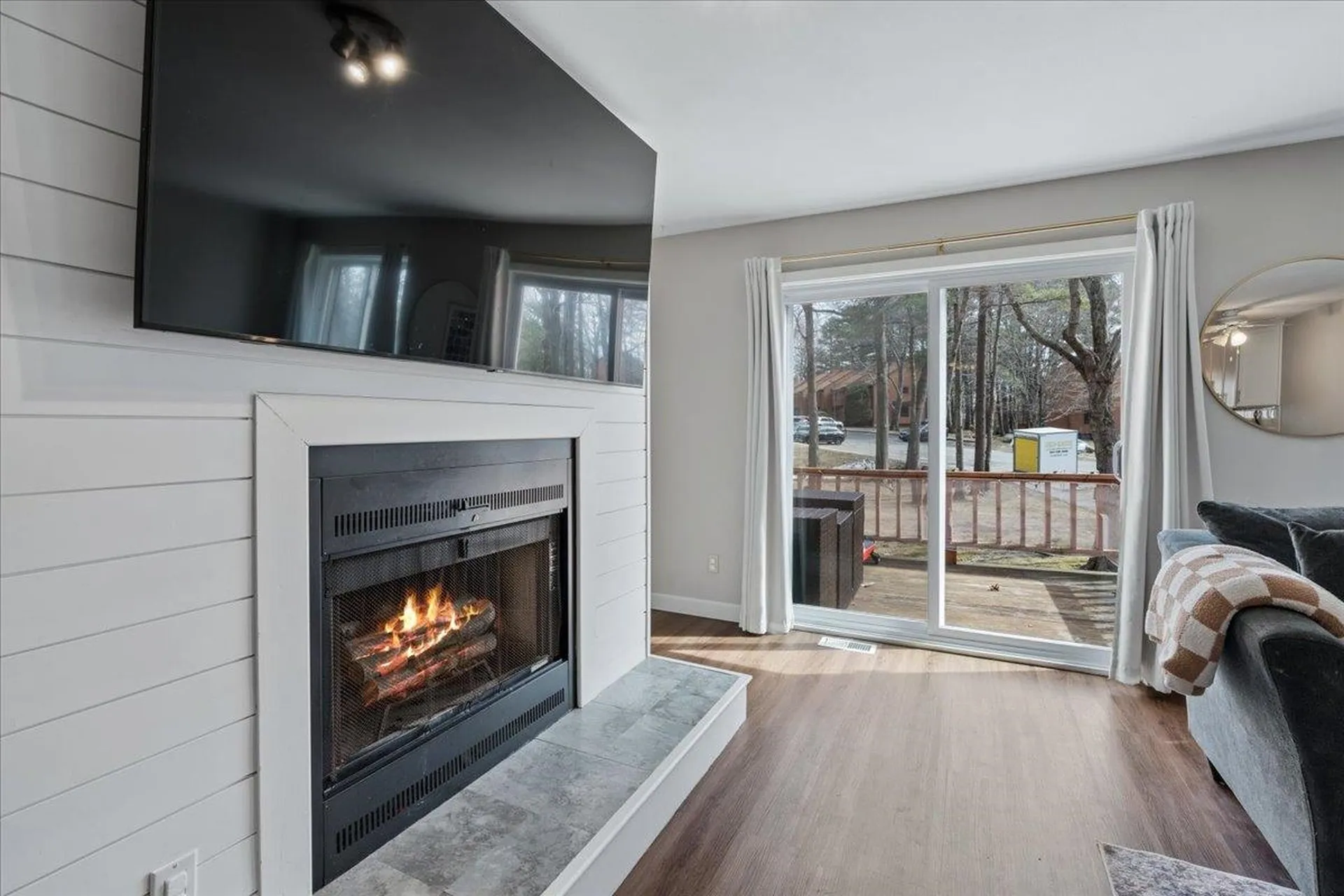 28 Dunvegan Woods Drive Hampton NH 03842