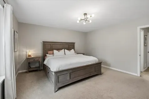 28 Dunvegan Woods Drive Hampton NH 03842