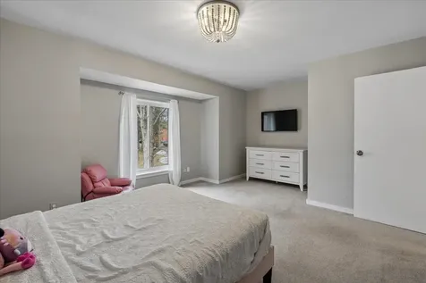 28 Dunvegan Woods Drive Hampton NH 03842