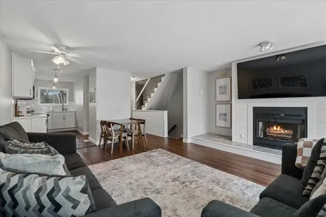 28 Dunvegan Woods Drive Hampton NH 03842