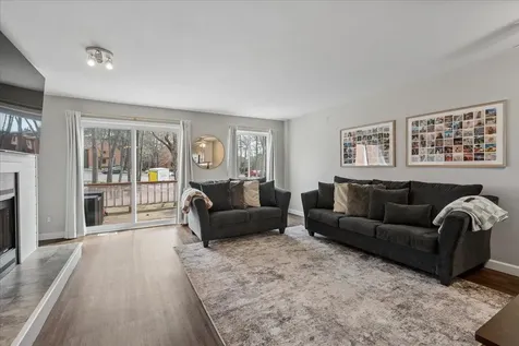 28 Dunvegan Woods Drive Hampton NH 03842