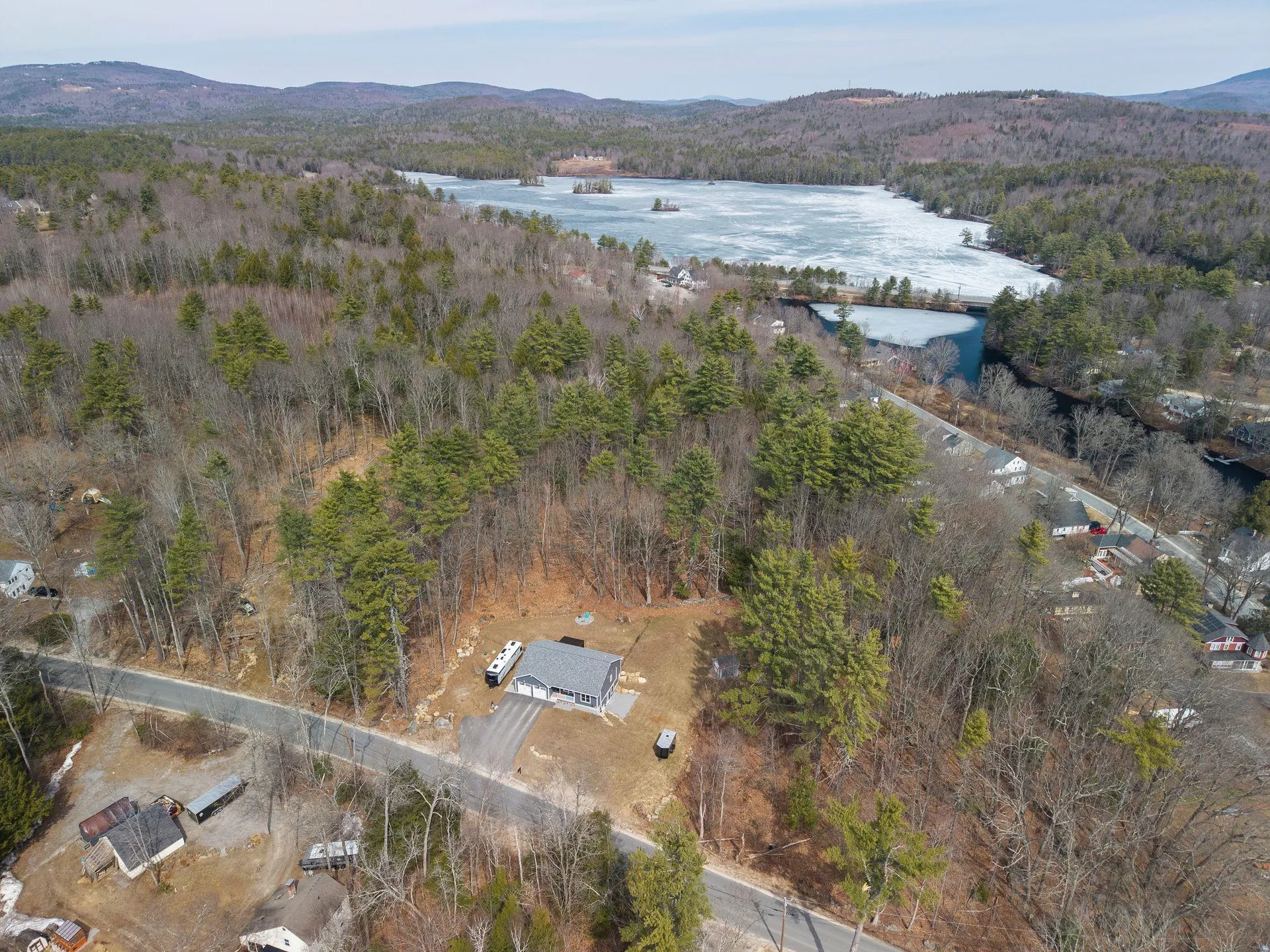 17 Fairgrounds Road Bradford NH 03221