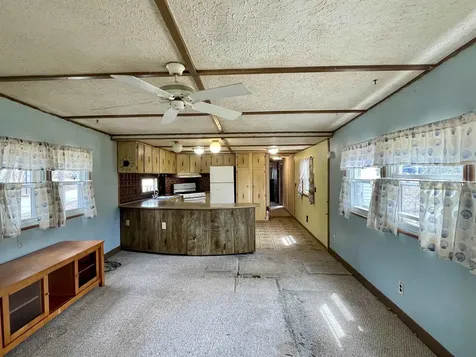 86 Brown Avenue Seabrook NH 03874