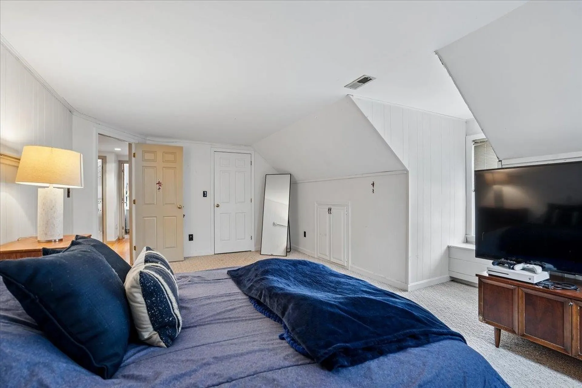 50 Hearthside Circle Bedford NH 03110