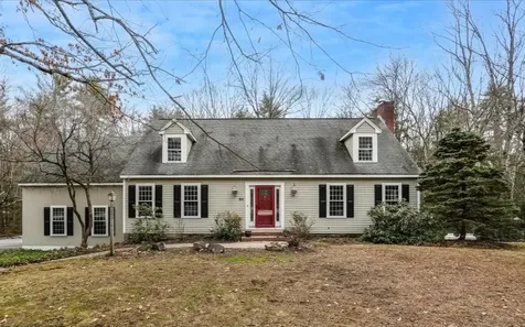 50 Hearthside Circle Bedford NH 03110