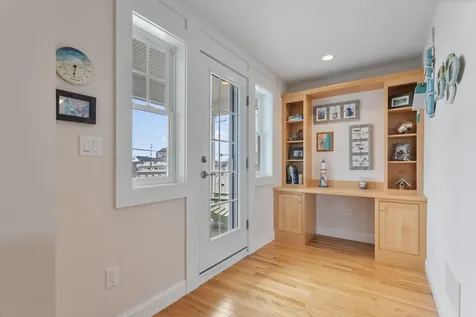 5 Fellows Avenue Hampton NH 03842