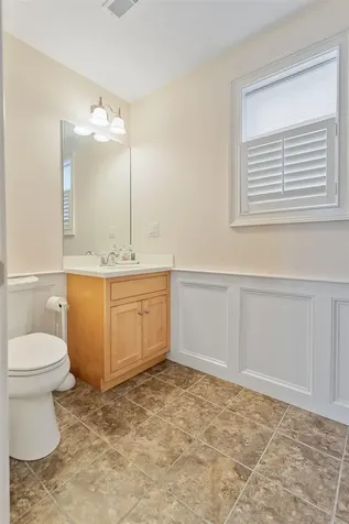 5 Fellows Avenue Hampton NH 03842