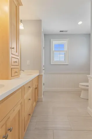 5 Fellows Avenue Hampton NH 03842