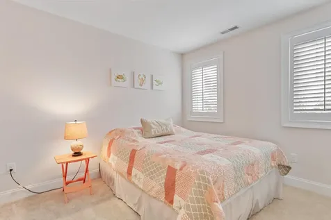 5 Fellows Avenue Hampton NH 03842