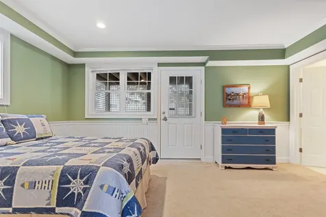 5 Fellows Avenue Hampton NH 03842