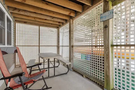 5 Fellows Avenue Hampton NH 03842