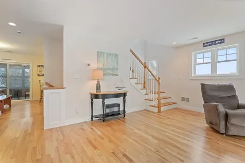 5 Fellows Avenue Hampton NH 03842