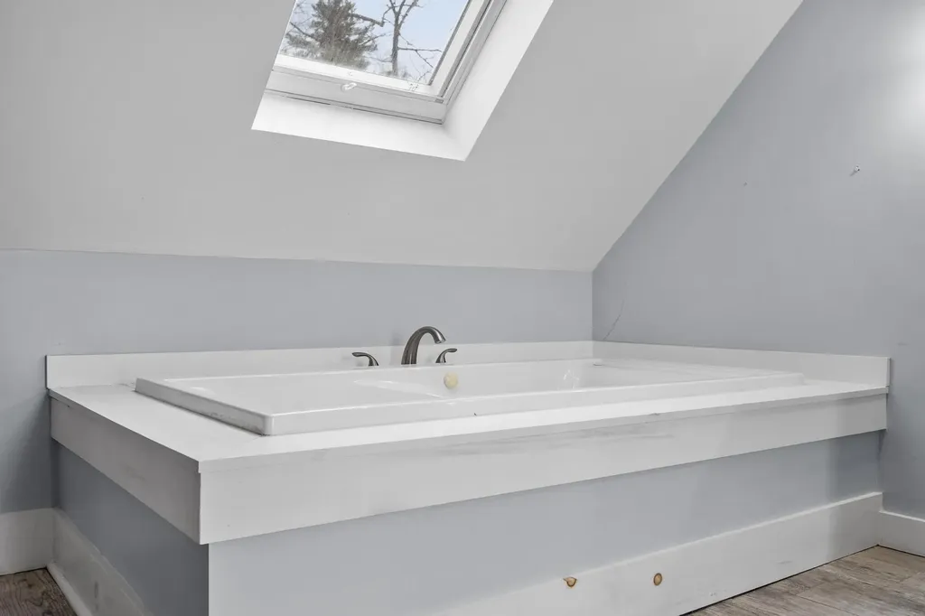 66 Beech Street Keene NH 03431