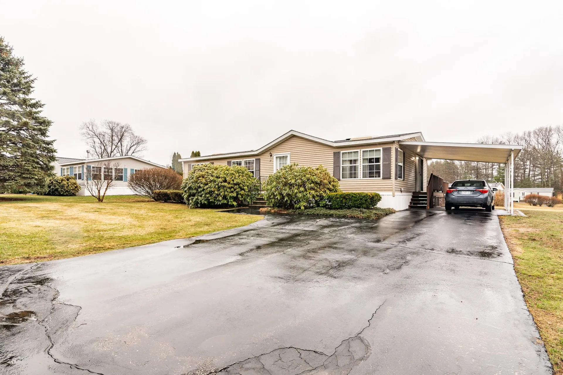 17 Constitution Way Dover NH 03820