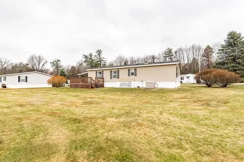 17 Constitution Way Dover NH 03820