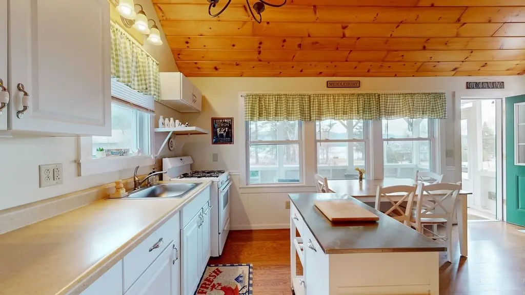 350 West Shore Road Salisbury VT 05769
