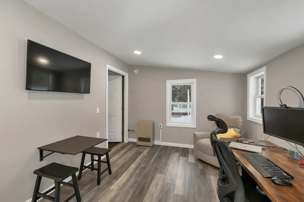 37 Allen Road Bow NH 03304