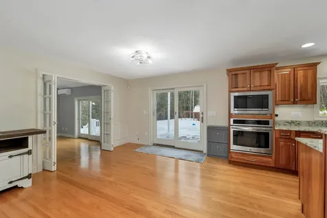 37 Allen Road Bow NH 03304