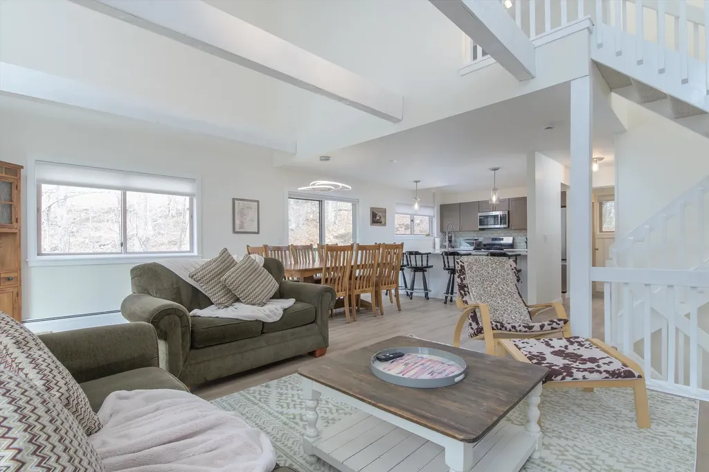 36 Lower Iv A Ludlow VT 05149