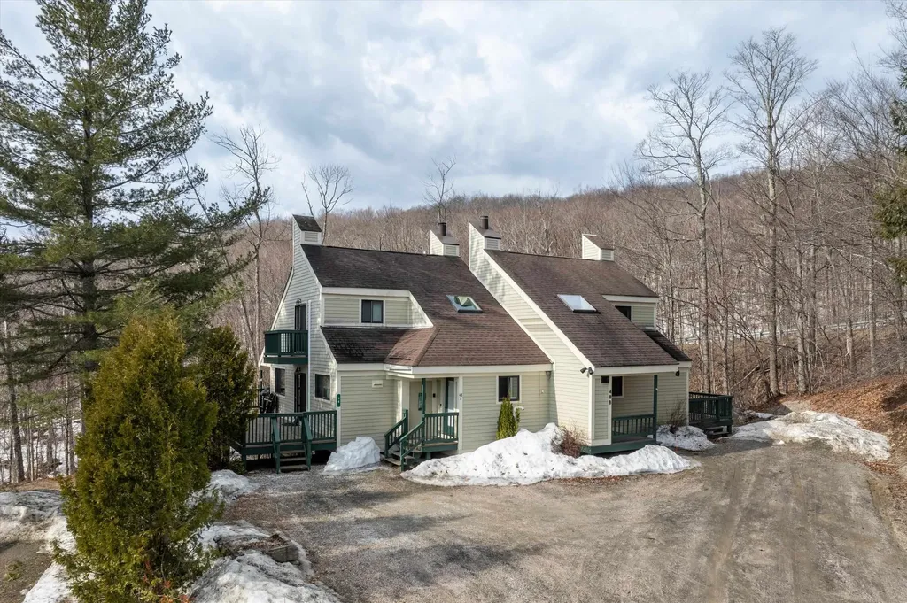 36 Lower Iv A Ludlow VT 05149