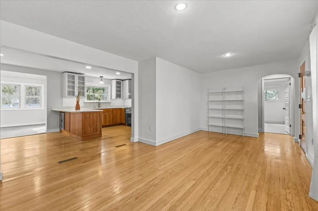 21 Cross Parkway Burlington VT 05408