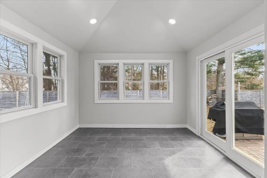 21 Cross Parkway Burlington VT 05408