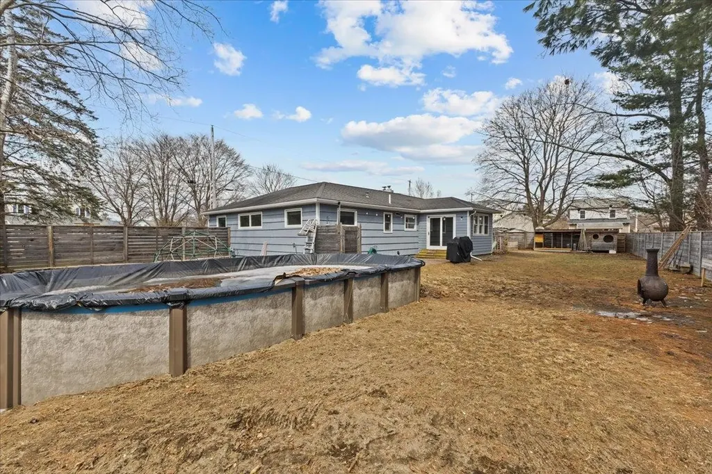 21 Cross Parkway Burlington VT 05408