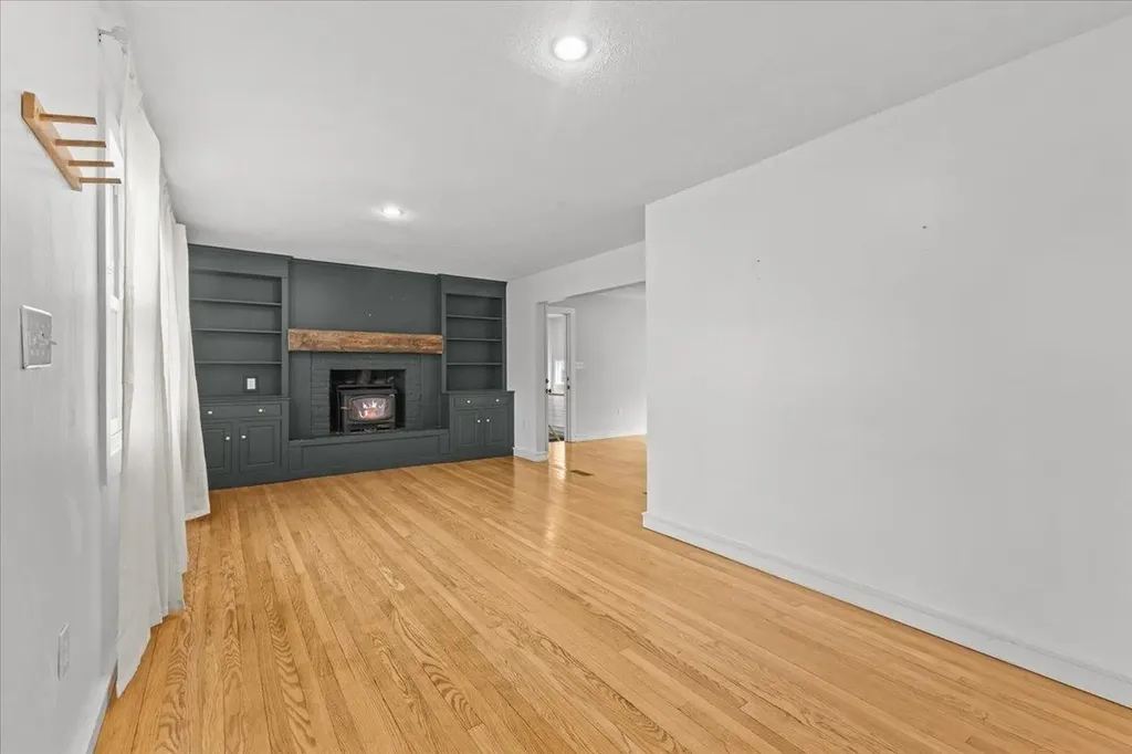 21 Cross Parkway Burlington VT 05408