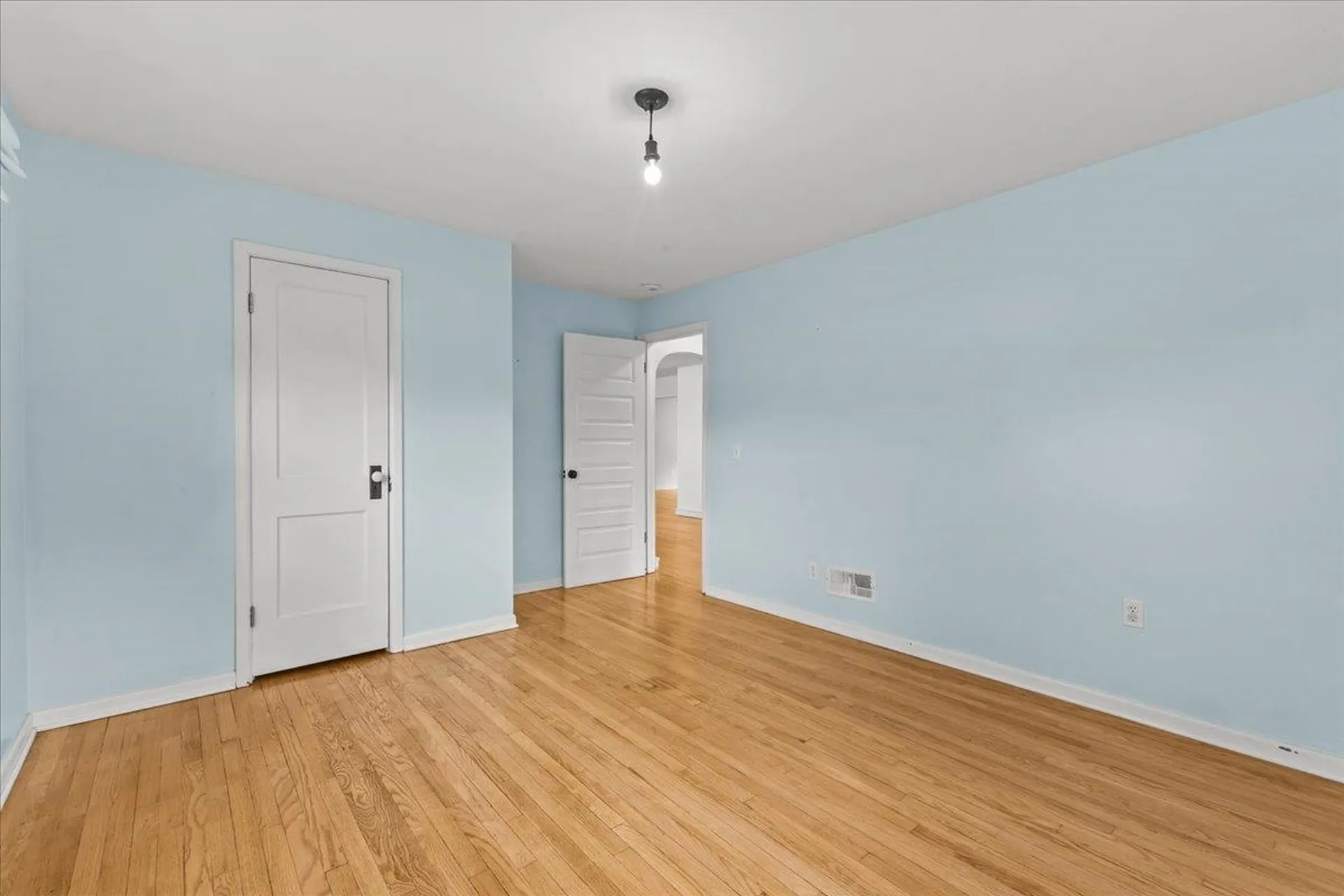 21 Cross Parkway Burlington VT 05408