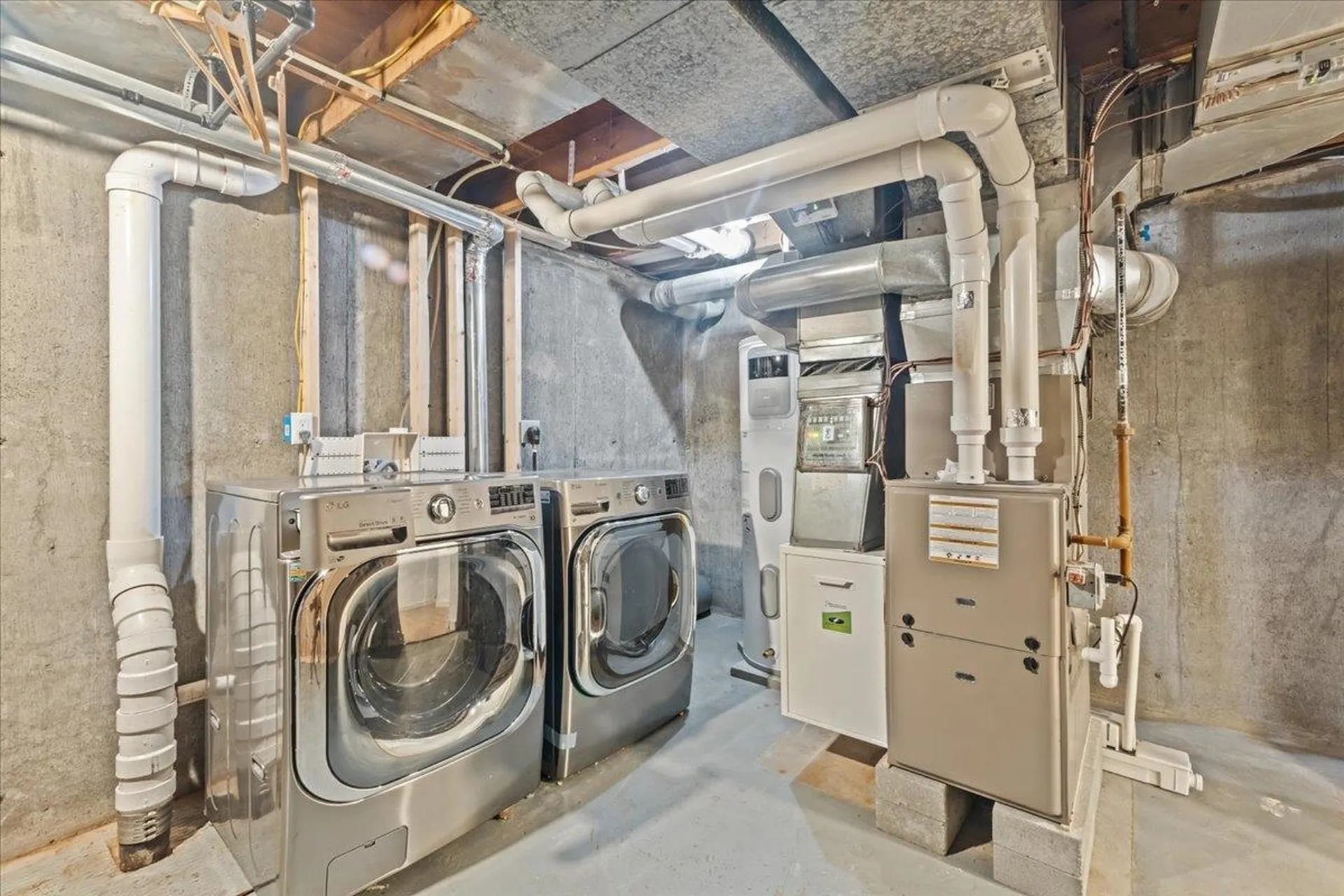 21 Cross Parkway Burlington VT 05408