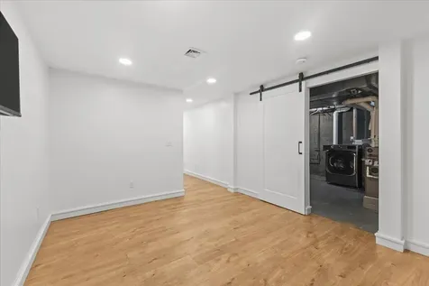 21 Cross Parkway Burlington VT 05408