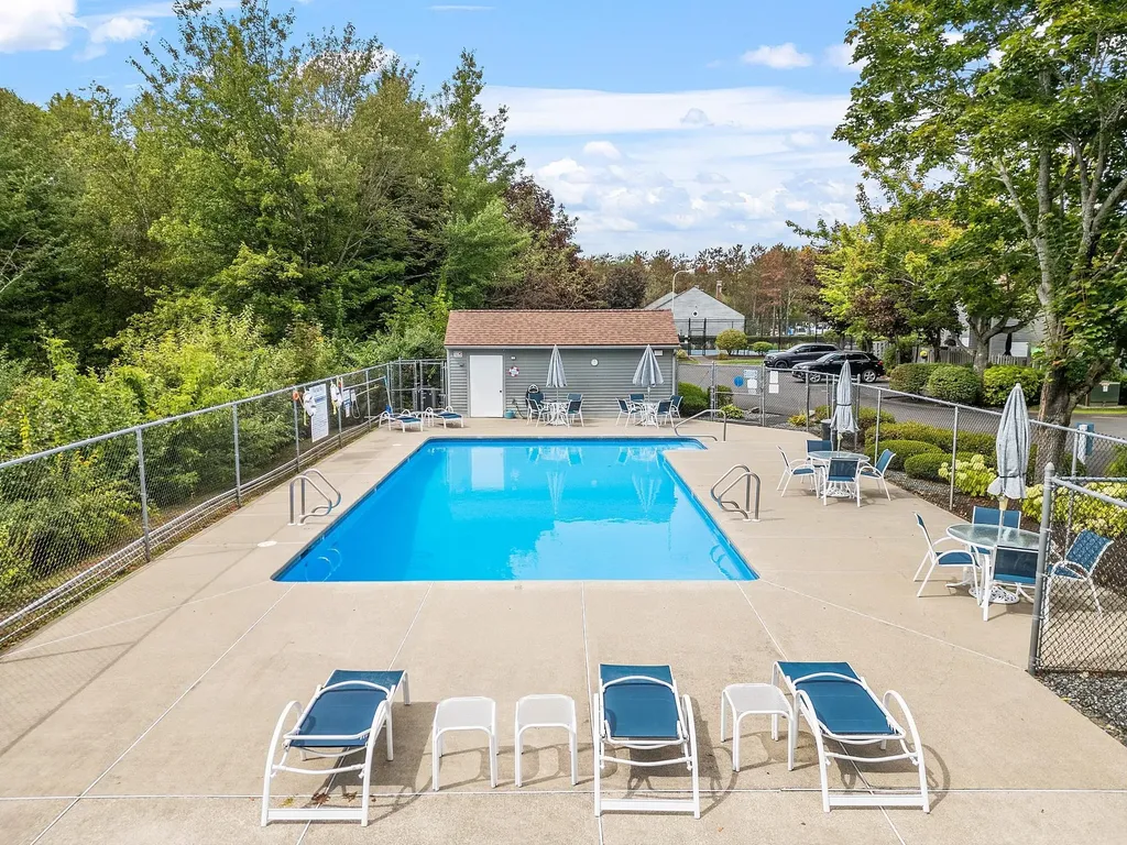 60 Weirs Road Gilford NH 03249
