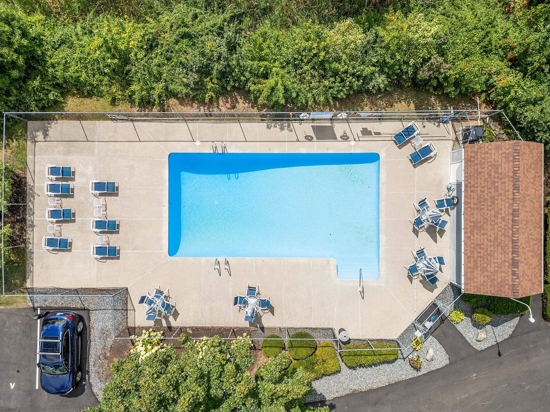 60 Weirs Road Gilford NH 03249
