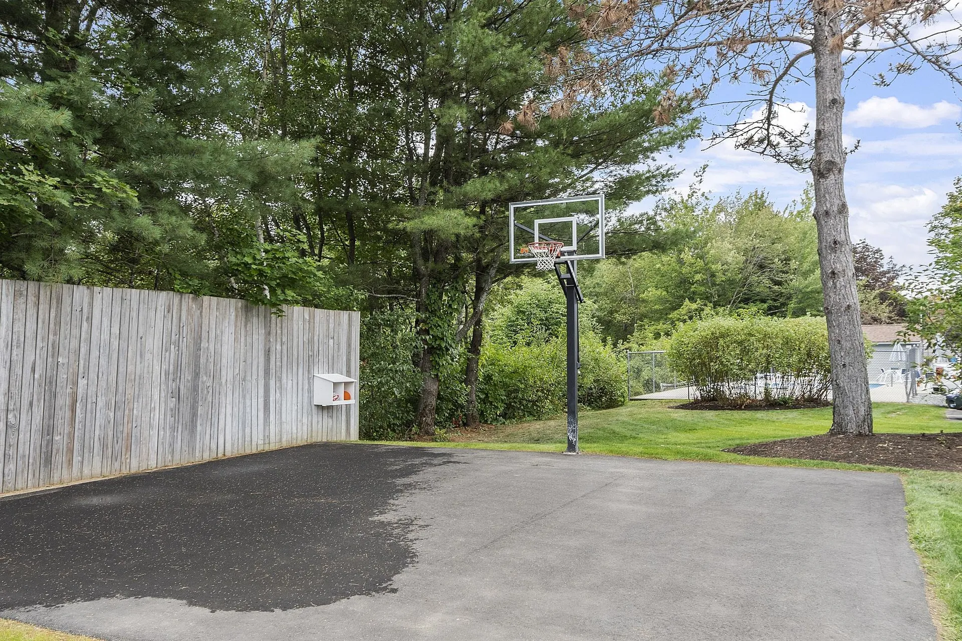 60 Weirs Road Gilford NH 03249