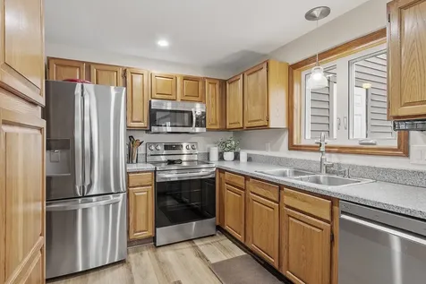 60 Weirs Road Gilford NH 03249