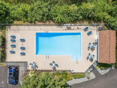 60 Weirs Road Gilford NH 03249