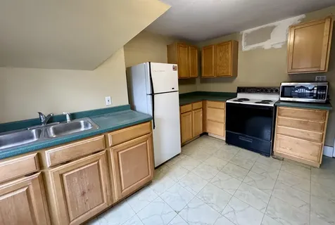 35 School Street Rockingham VT 05101