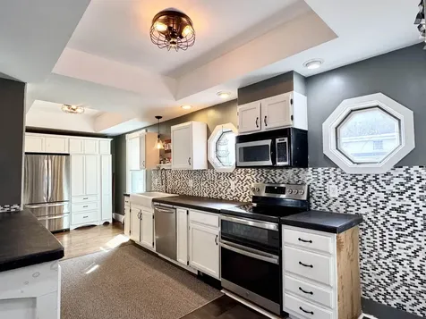 35 School Street Rockingham VT 05101